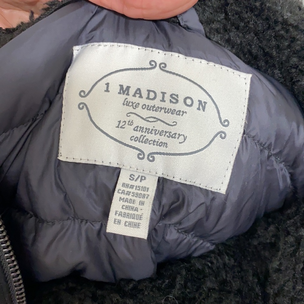 Puffer jacket - Picture 3 of 3